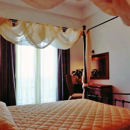 Chris Hotel Skala Zewnętrze zdjęcie